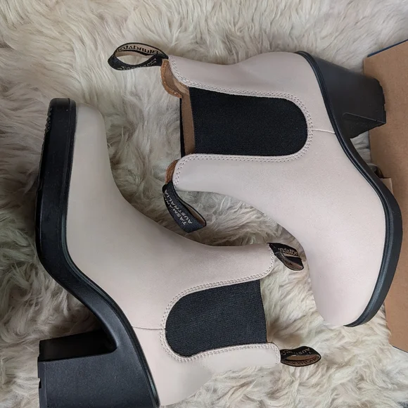 New In Box Blundstone Heel Boots 2364 - US 8.5 - Picture 3 of 8